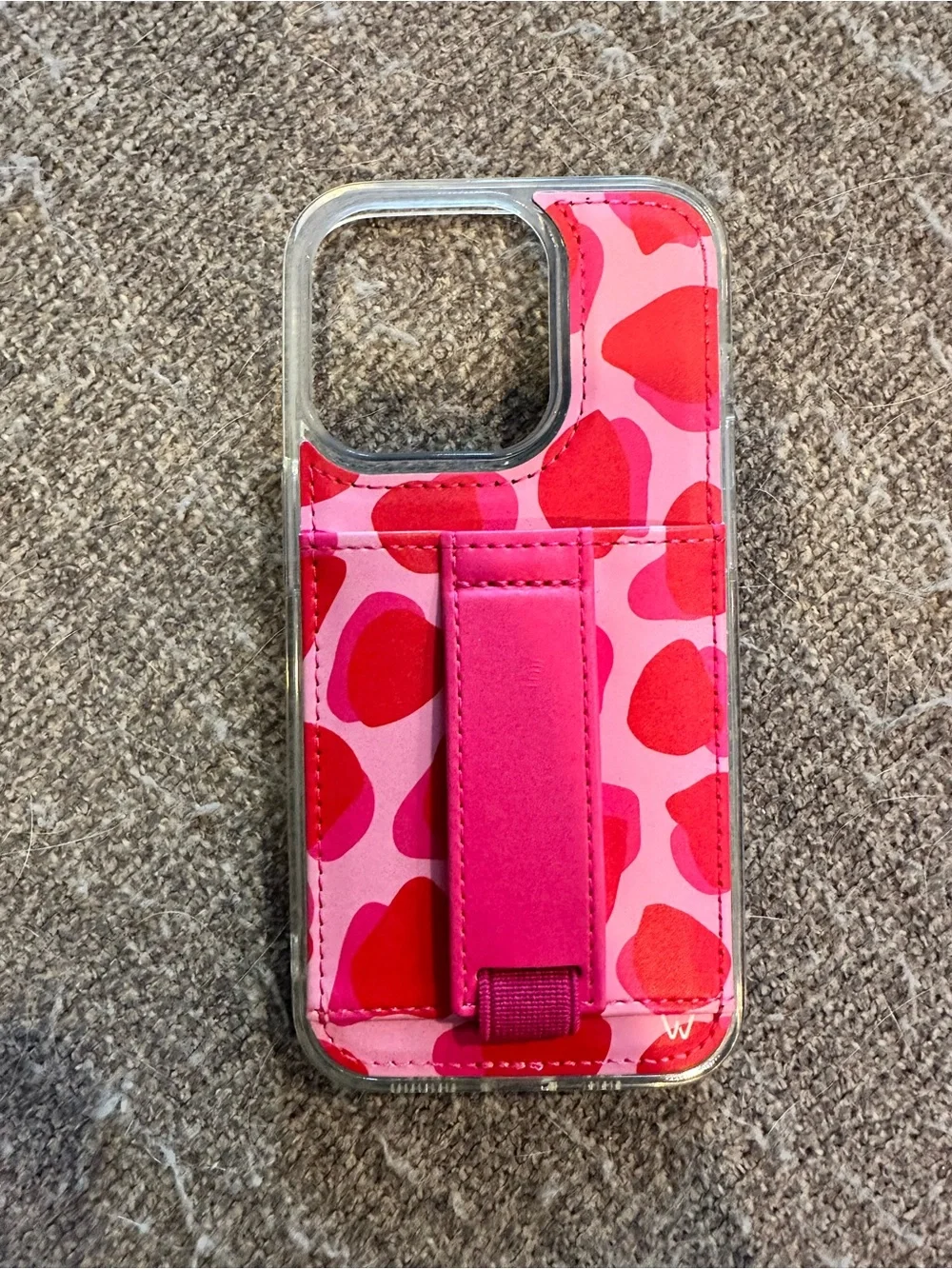 Walli Pink Leopard Pattern iPhone 14 Pro Case